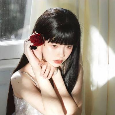 中年女性